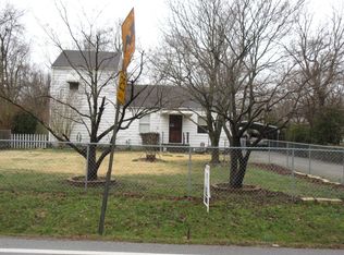 10118 National Tpke, Fairdale, KY 40118