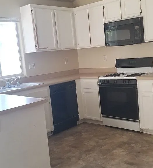 524 Dunninger St — Photo 2