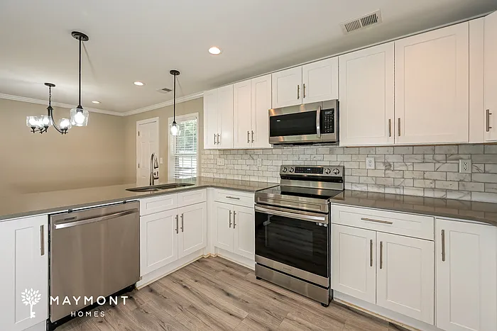 4111 Northstrand Dr — Photo 10