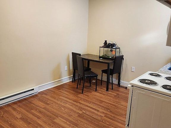 4th image of 5307 Oxford Ave #B