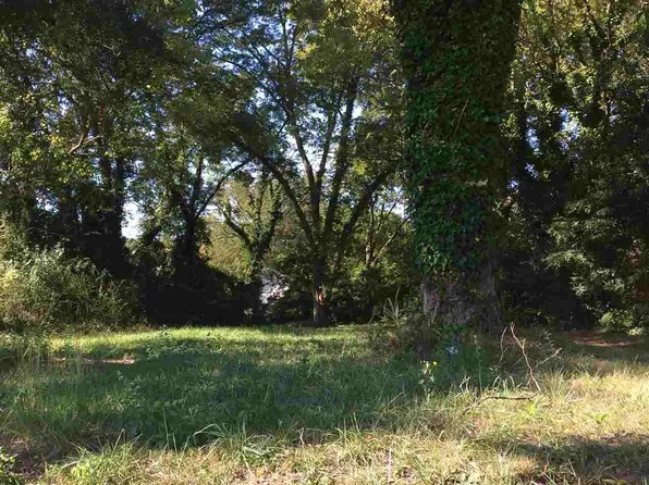 432 E Buford St, Gaffney, SC 29340