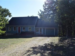 21 Table Rock Dr, Holiday Island, AR 72631