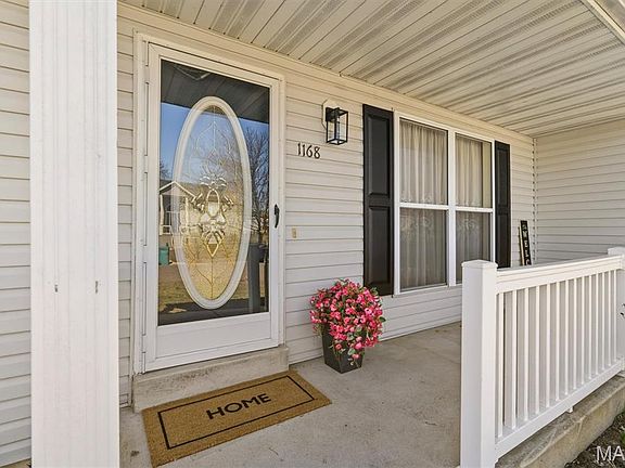 2nd image of 1168 Lance St