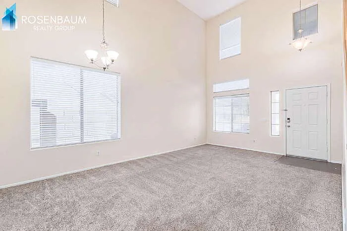 21100 N Alma Dr — Photo 3