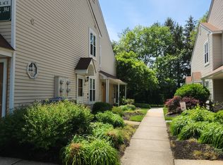 392A Delancey Pl, Mount Laurel, NJ 08054