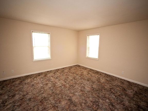 4th image of 805 E Market St APT 1