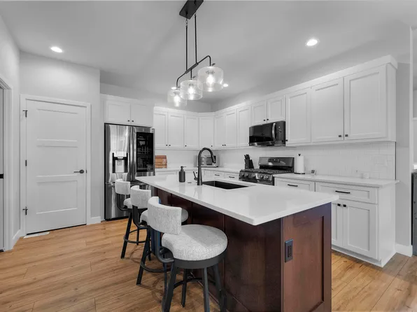 2149 Rosenberg Ln, Sun Prairie, WI 53590