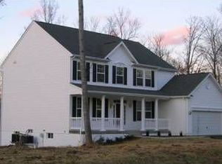 140 Chimney Cir, Middletown, VA 22645