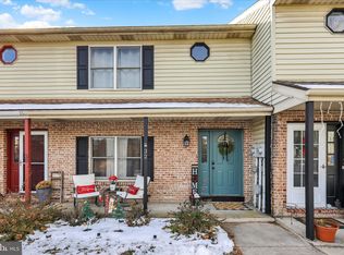 32 N Canal St, Leesport, PA 19533