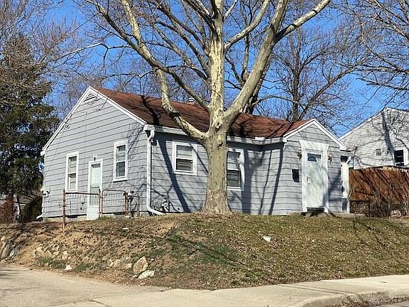 4th image of 2905 Hilton Dr