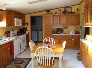 4930 Venice Cir, Northville, MI 48167