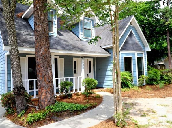 902 Pinemont Dr, Mobile, AL 36609