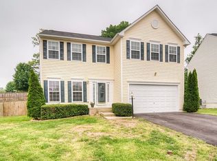 1004 Edgewater Ct, Fredericksburg, VA 22401
