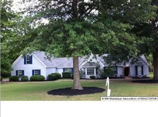 8800 Setter Ln, Olive Branch, MS 38654