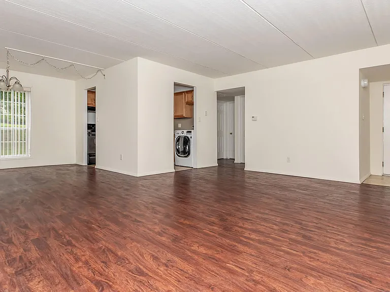 2250 N Triphammer Rd — Photo 29
