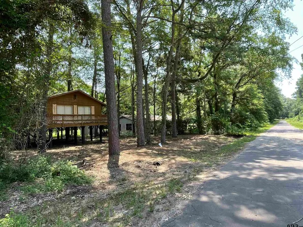 209 Shadybrook Dr, Bullard, TX 75757