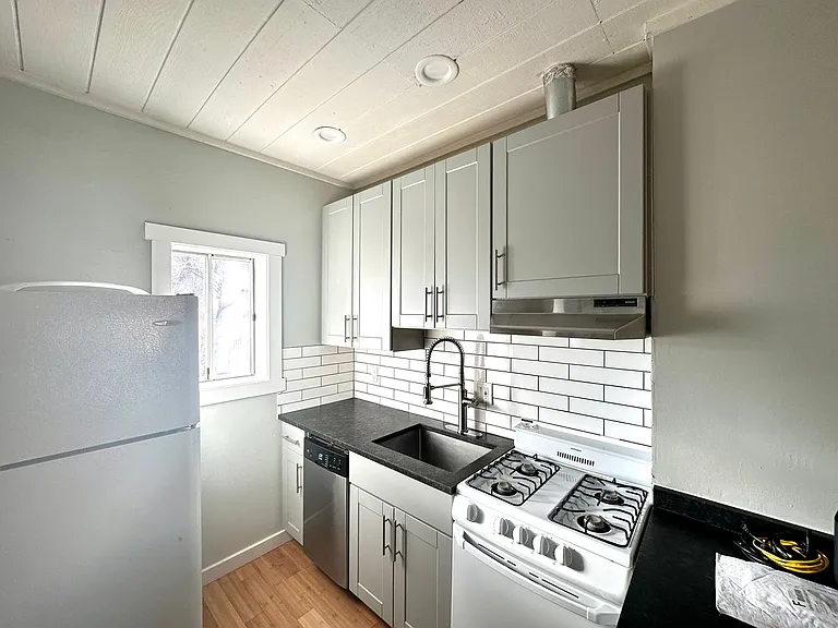3814 Kalamath St — Photo 9
