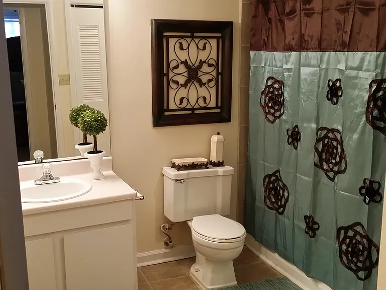 Northwood Apartments — Photo 3