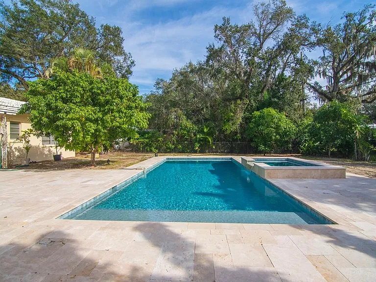 530 Cypress Rd — Photo 22