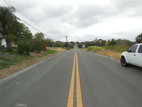 3rd image of 11 San Jacinto Rd #11