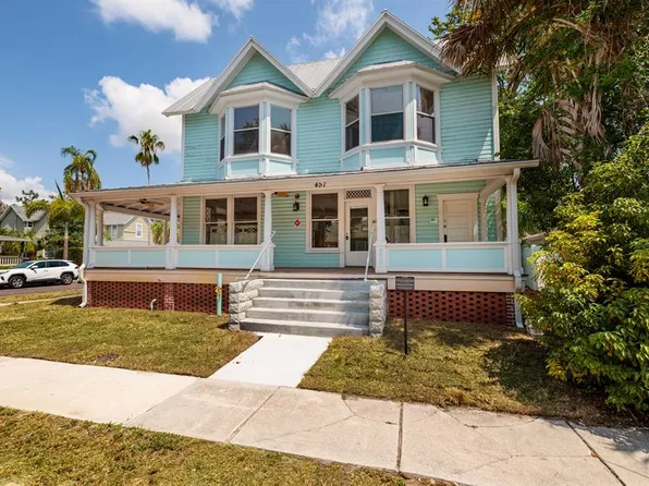 457 8th Ave N, Saint Petersburg, FL 33701