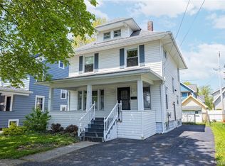 11 Kingsbury Ave, Batavia, NY 14020