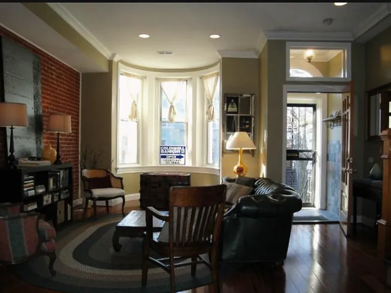 37 R St NW #1 — Photo 6