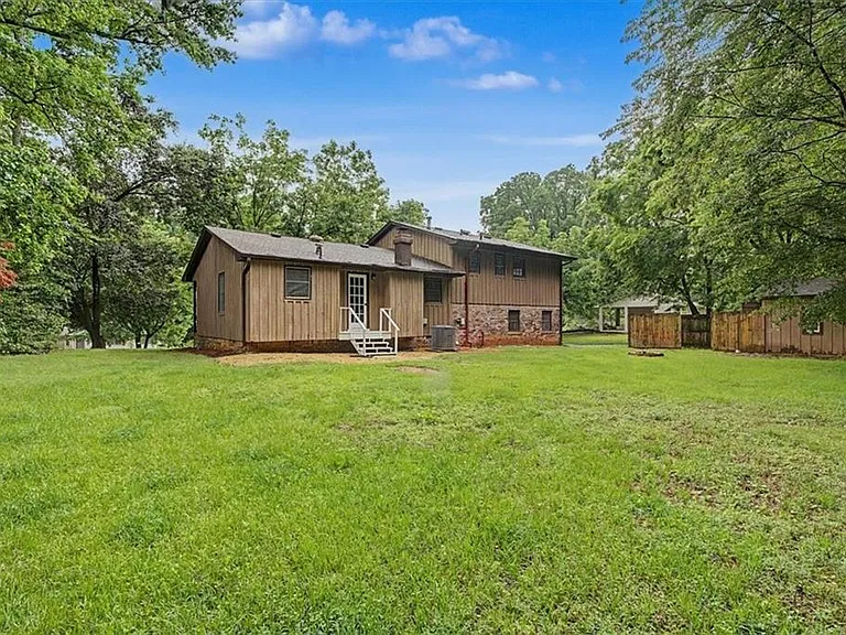 2985 Fredrick Dr — Photo 41
