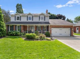 260 Cornwallis Rd, Hamilton, ON L9G3Y8