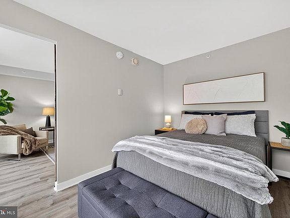 5th image of 1101 3rd St SW APT 503