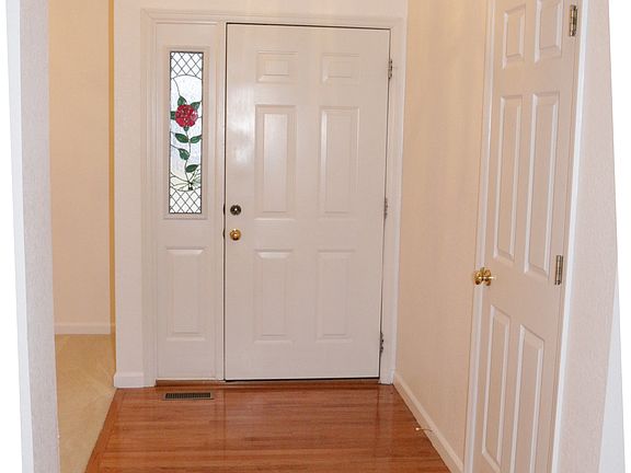Entry with Hardwood