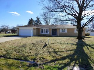 19180 Montrose Dr, South Bend, IN