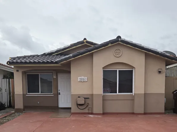 2886 W 74th Pl, Hialeah, FL 33018