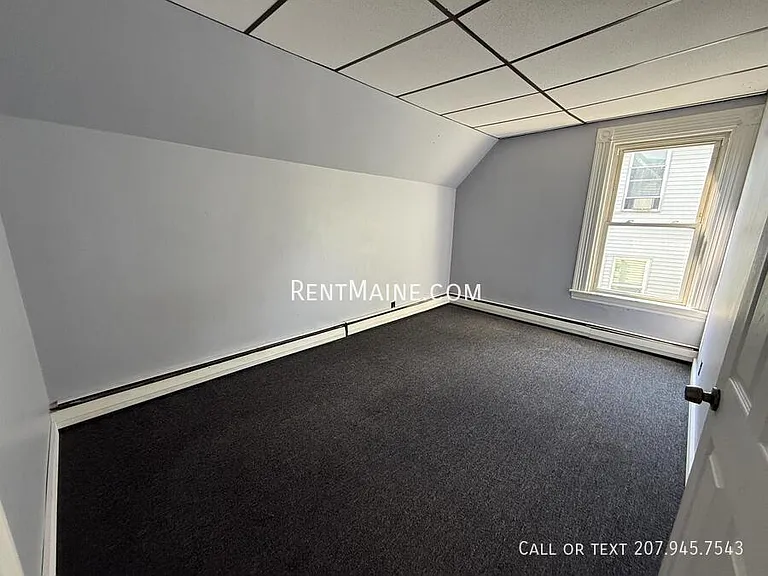 31 Stillwater Ave #4 — Photo 4