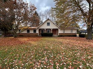 3689 Ivanrest Ave SW, Grandville, MI
