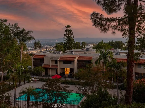 9418 Via Patricia #30, Burbank, CA 91504