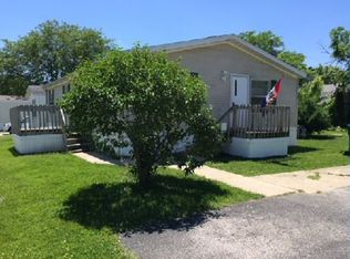5365 Feldspar Ln, Loves Park, IL