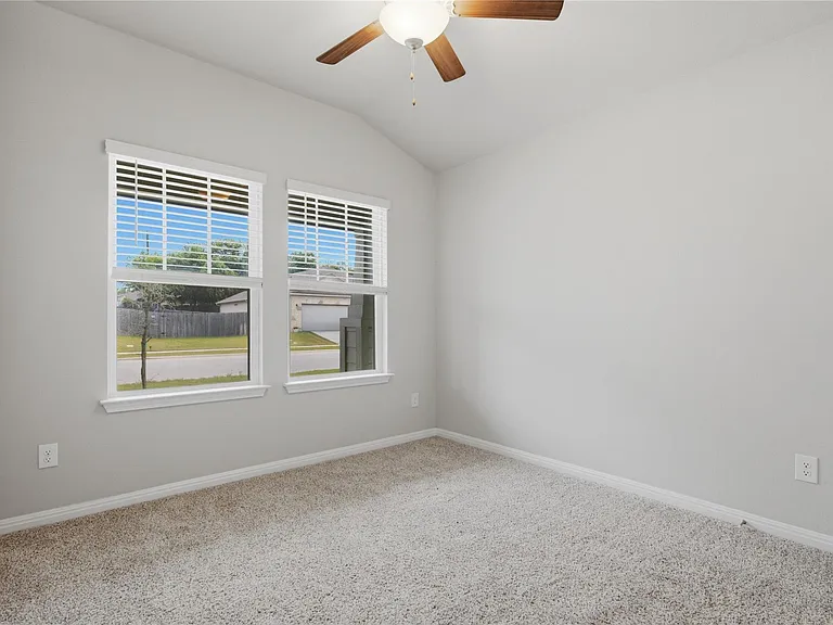 126 Fairmeadow Downs Dr — Photo 23