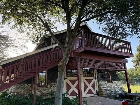 5 Valley Hills Ln — Photo 1