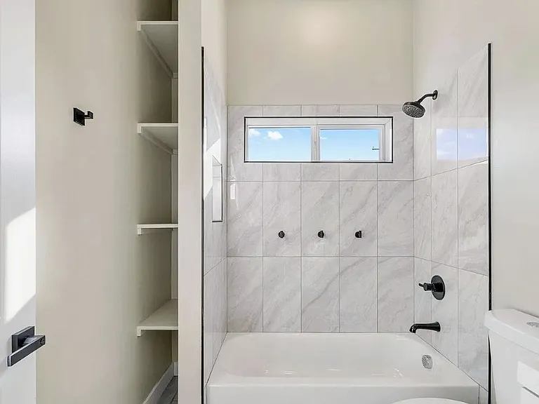 1325 W Speedway Blvd #1 — Photo 11