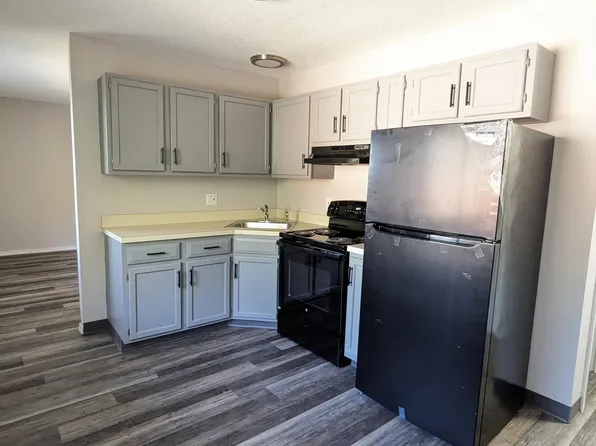 86 Sherman Ave APT 5, Waterbury, CT 06704