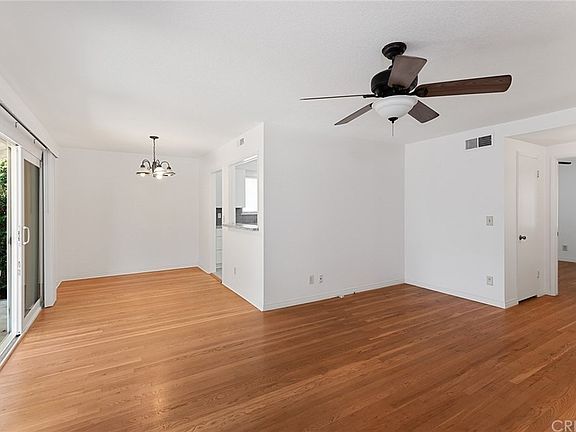4th image of 6601 Sausalito Ave