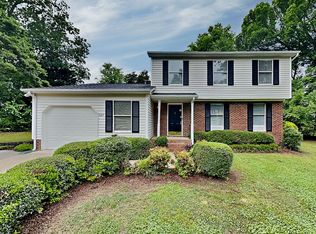 11317 Leadenhall Ln, Charlotte, NC 28262