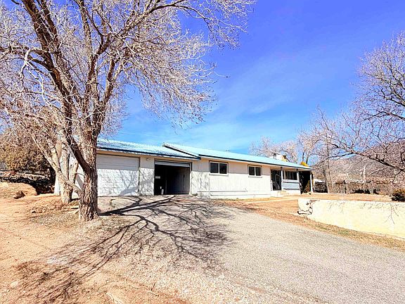 3rd image of 9 Castle Rd