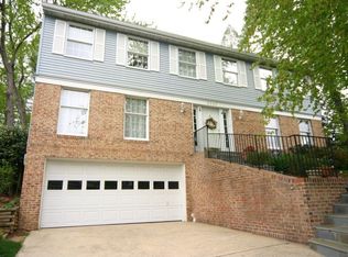 8345 Terra Grande Ave, Springfield, VA 22153