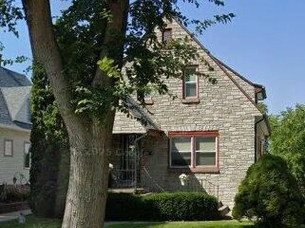 3712 E Bottsford AVENUE, Cudahy, WI 53110
