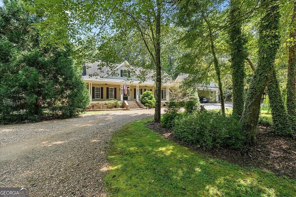 1st image of 275 McDonald Rd