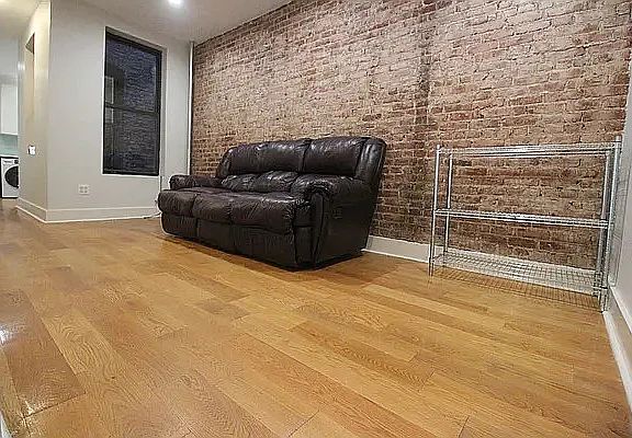 5th image of 926 Amsterdam Ave #4A