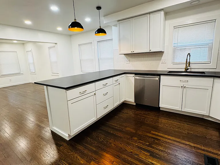 3732 Bellefontaine Ave — Photo 6