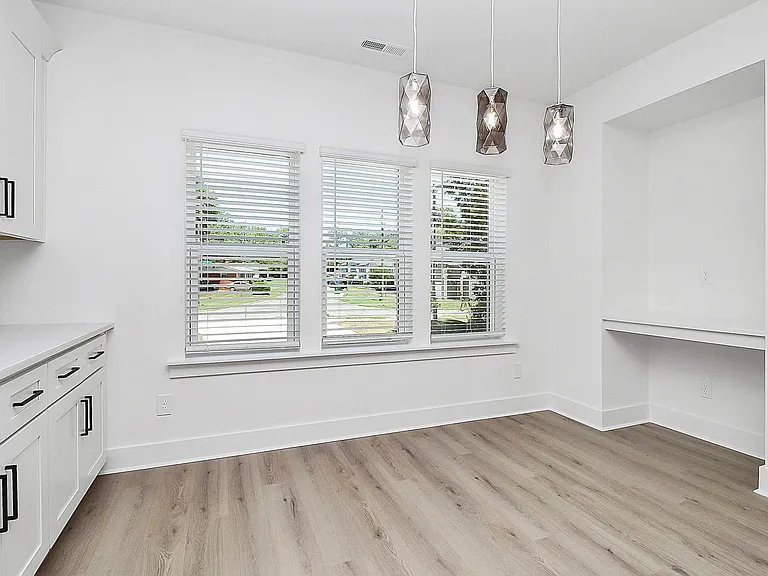 2613 Dr Carver Rd — Photo 17